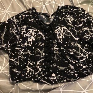Splatter paint t shirt size xs rue21